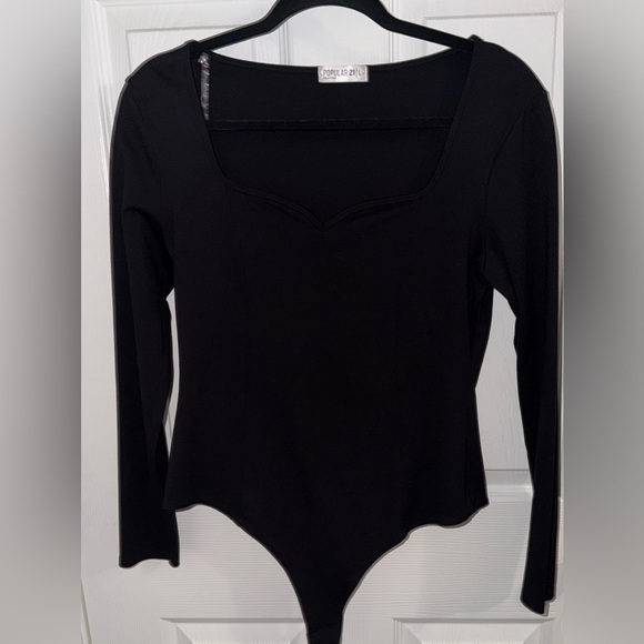 popular 21 Tops - Popular 21 Black Long Sleeve Square Neck Bodysuit Top